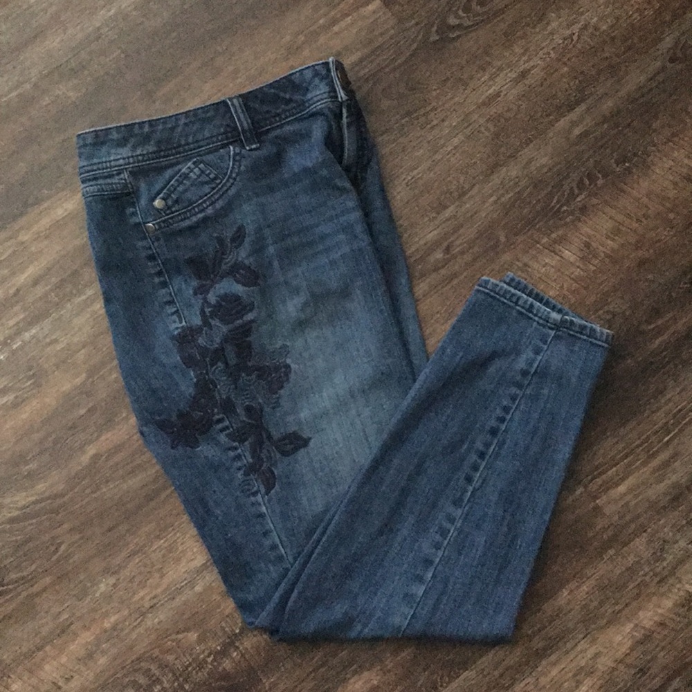 ELLE Ankle Jeans Size 16
